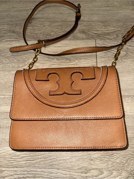 Tory Burch Handbags - Tory Burch Brown Leather All T Crossbody Bag Purse